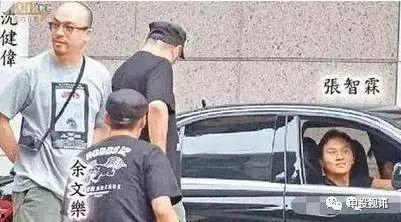 娱乐圈两个男人吃瓜,揭秘幕后真相